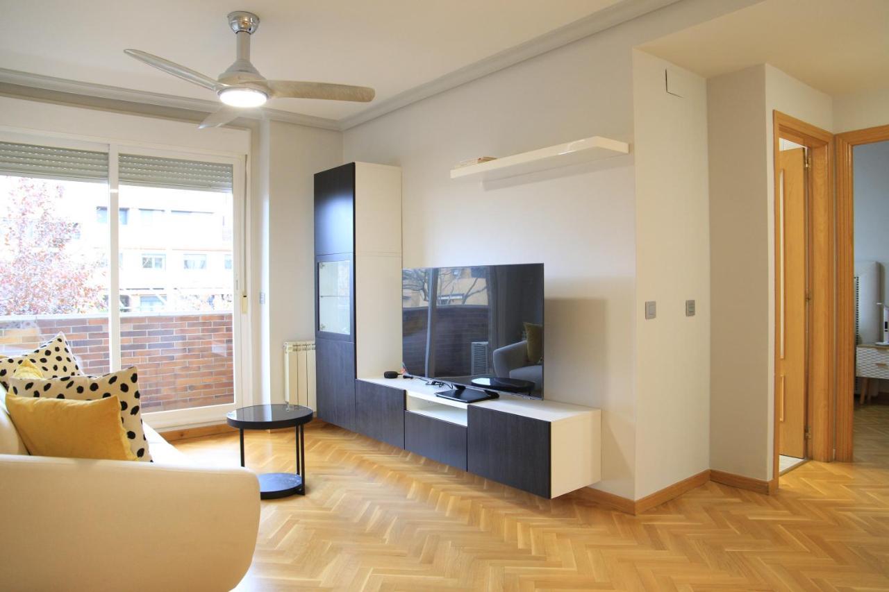 Precioso Apartamento Con Piscina Y Bien Comunicado Leilighet Las Rozas de Madrid Eksteriør bilde